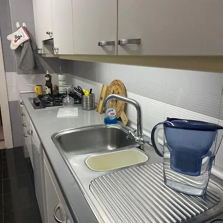 Apartment Spacious And Comfortable 2bed 2 Bath Near Airport And Citycenter Lisbon