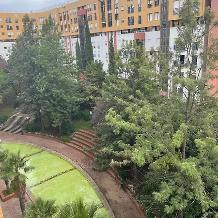 Spacious And Comfortable 2bed 2 Bath Near Airport And Citycenter *