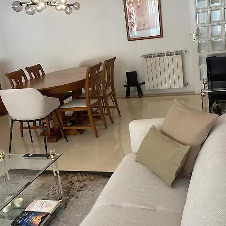 Apartamento Spacious And Comfortable 2bed 2 Bath Near Airport And Citycenter *