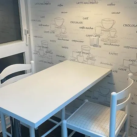 Apartment Spacious And Comfortable 2bed 2 Bath Near Airport And Citycenter *