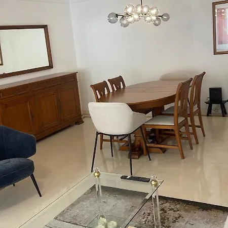 Spacious And Comfortable 2bed 2 Bath Near Airport And Citycenter Apartment *