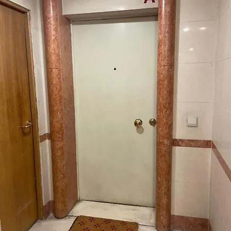 Apartamento Spacious And Comfortable 2bed 2 Bath Near Airport And Citycenter *