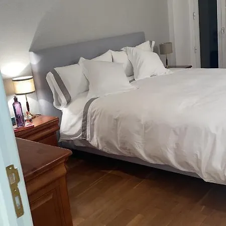 Spacious And Comfortable 2bed 2 Bath Near Airport And Citycenter Διαμέρισμα Lisboa